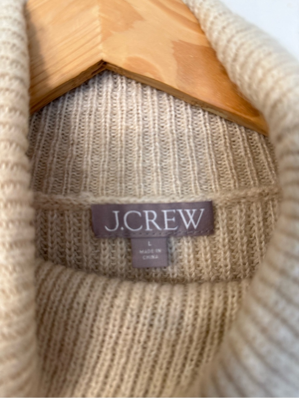 J. Crew Alpaca blend super soft Ribbed Turtleneck Sweater in oatmeal Beige sz L - Picture 5 of 5
